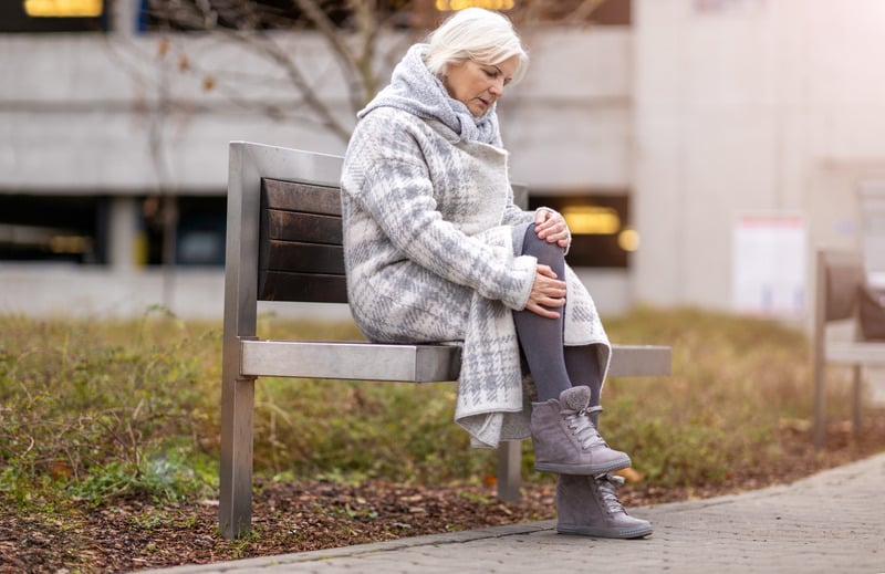 Managing Arthritis Symptoms in the Cold Winter Weather London Bridge